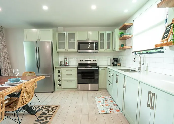 Ferienhaus Tropical 4br Retreat With Private Pool *